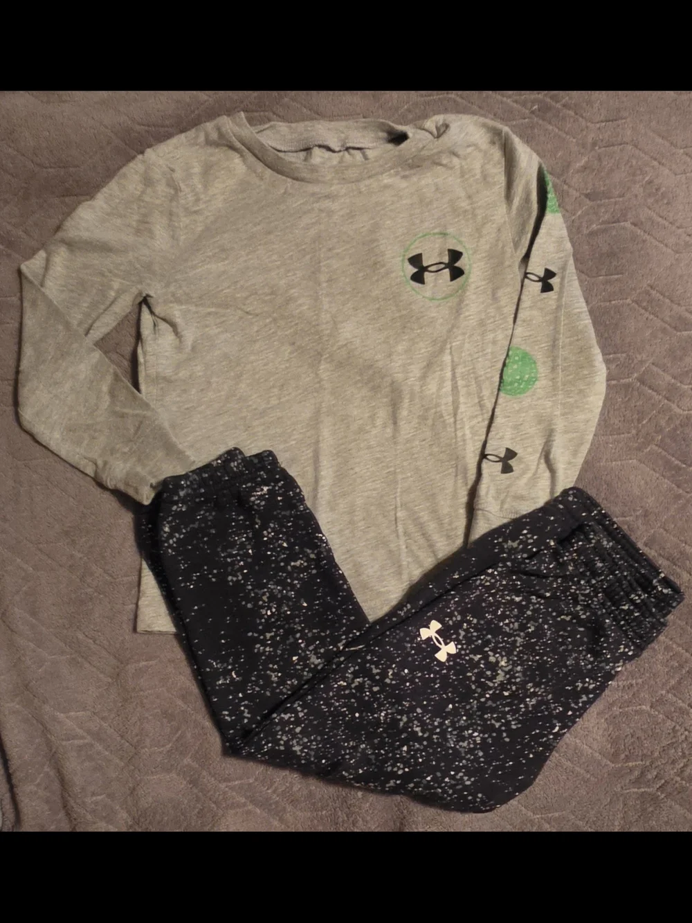 Under Armour Kids 2-Piece Active Sets in Gray & Green